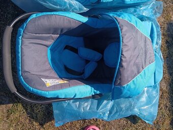 Kočárek trojkombinace + příslušenství - 4