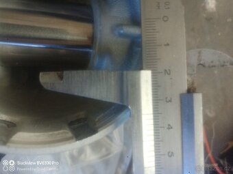 Písty do motoru perkins - 4