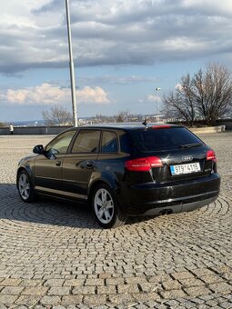 Audi A3 S-line 2.0tdi Automat - 4