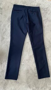 Prodám pánský oblek TOP STAV - 4