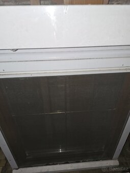 Dva kusy oken 100 x 119 - 4