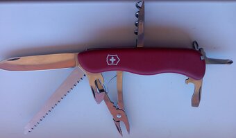 Victorinox - 4