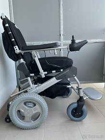 Skládací elektrický invalidní vozík eThrone - 4