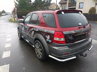 Kia Sorrento - 4