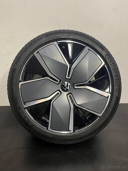 Passat B9 Nové letní sady R19 - 4