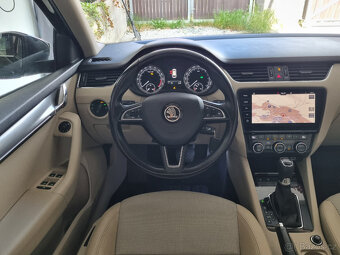 Škoda Octavia Combi 2.0TDi 110kW DSG , top výbava - 4