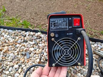 Svářecí invertor firex - 4
