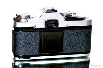 Olympus OM30 + F.Zuiko 1,8/50mm TOP STAV - 4