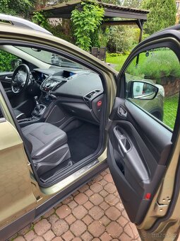 Ford Kuga 2.0 TDCi AWD,Titanium 4x4, najeto 160 000km - 4