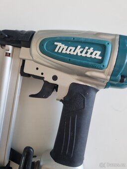 Hřebíkovačka MAKITA AF506 - 4