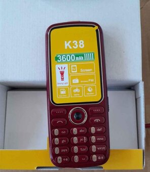 Mobilní telefon k38 na dvě SIM karty - 4
