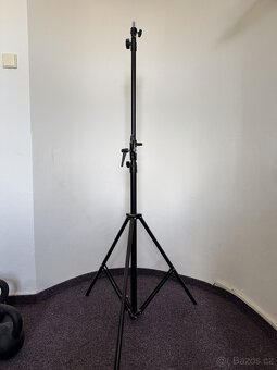 Aputure Light Storm C120d II (V-Mount) - 4