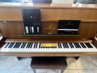Steinway & Sons mod. Z 114 se zárukou 5 let, doprava zdarma - 4