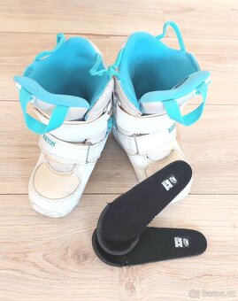 Snowboard Burton 80cm vázání Freestyle boty Minigrom - 4