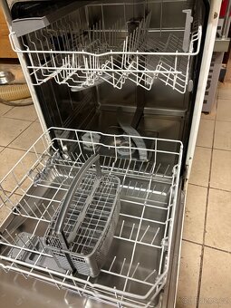 Prodám myčku Bosch - 4