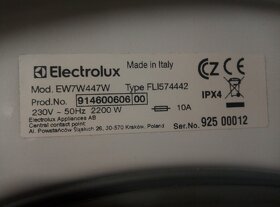 Electrolux PERFECTCARE 700 - 4