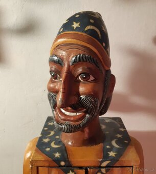 vintage dřevěná malovaná skříňka kouzelník 90cm - 4