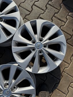 Alu Toyota 5x114,3r17 7J ET 50 - 4