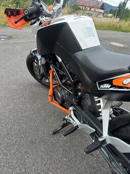 KTM Duke 125 2014 - 4