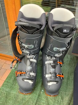 Lyžařský set - dámské sjezdové  Atomic Cloud C9 vel. 156 cm - 4