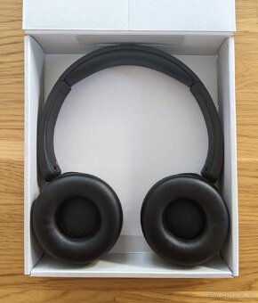 Sluchátka Sony Bluetooth WH-CH520, black - 4