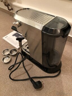 Kávovar DeLonghi EC680 (na opravu / na díly) - 4