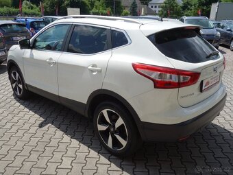 NISSAN QASHQAI 1.5dCi 81kW -VÝBAVA - 4