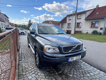 Volvo XC-90 4x4 - 4