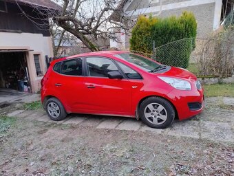 Kia Venga - 4