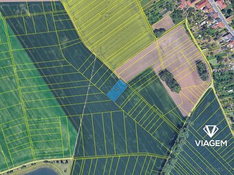 Pole 1 818 m², Podíl 25 % o výměře 455 m² - 4