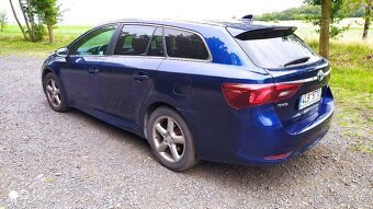 Toyota Avensis 2,0 D 105 kw - 4