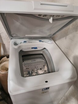 Pračka Electrolux EW6T3262C s vrchním otevíráním - 4