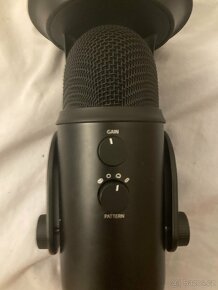 Mikrofon Blue Yeti - 4