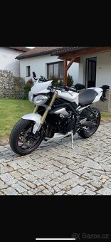 Triumph street triple 675 - 4