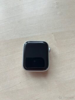 Apple Watch SE 2023 GPS + Cellular 44mm pouzdro - 4
