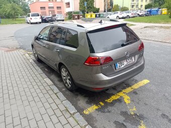 WV golf 2015 1.6tdi automat top výbava - 4