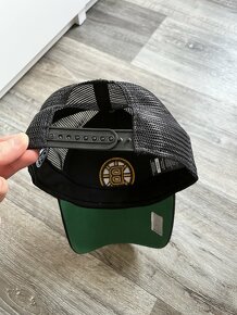 Prodám snapback Boston Bruins - 4