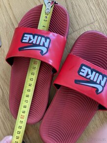 Pantofle Nike vel. 31 - 4