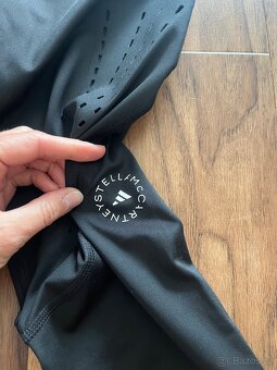 Černé legíny Adidas Stella McCartney s vysokým pasem - 4