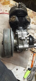 Jawa speciál motor - 4