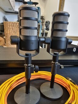 Rode Podmic 2x se stojánkem a xlr kabelem - 4