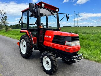 Japonský traktor KUBOTA GL 21 Diesel 3 válec, 21HP - 4