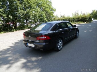 ŠKODA SUPERB II 3.6i V6 191kw 4x4 Dsg 2009 Elegance - 4