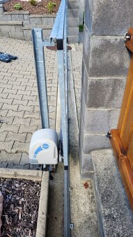 Posuvná brána, motor, příslušenství - 4