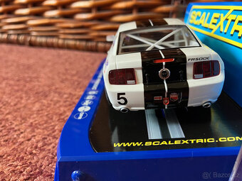 Ford Mustang 500 Scalextric - 4