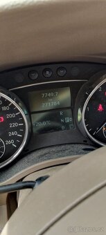 Prodám Mercedes r320 - 4