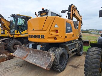 LIEBHERR A 912 - 4