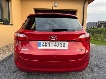Hyundai i30 1.6i 99Kw - 4