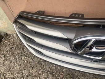 Hyundai Santa Fe 3 predna maska - 4