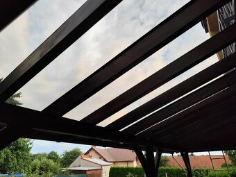 PLNÝ POLYKARBONÁT NA PERGOLU NEBO SKLENÍK - 4